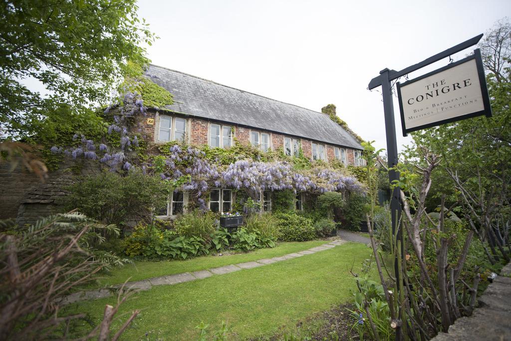 The Conigre Melksham Exterior foto