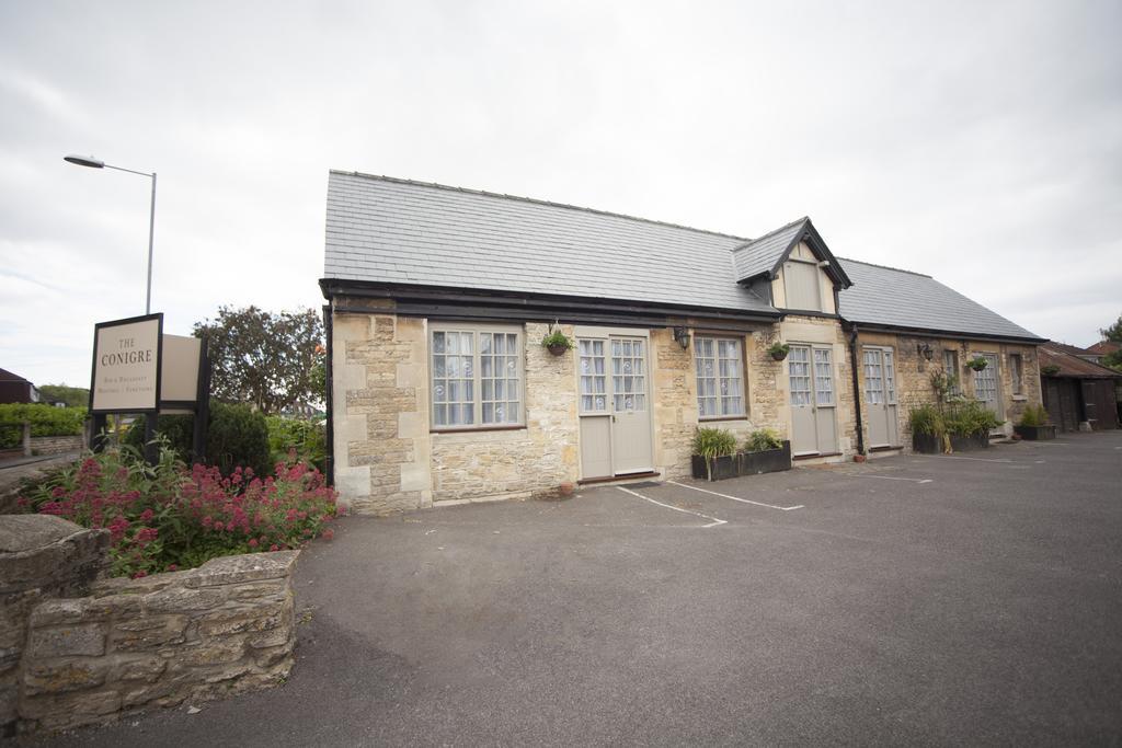 The Conigre Melksham Exterior foto